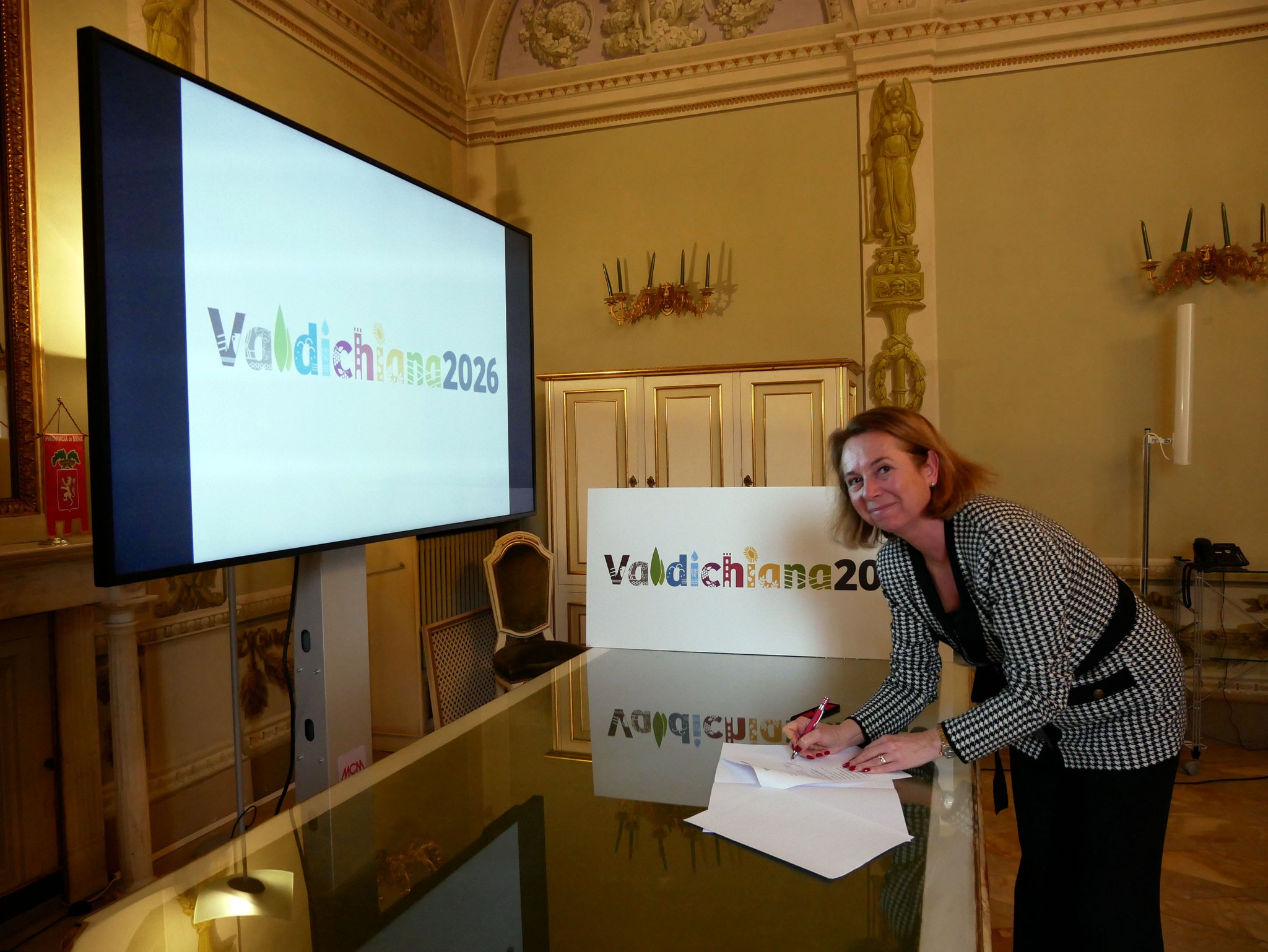 momento della firma del comitato promotore